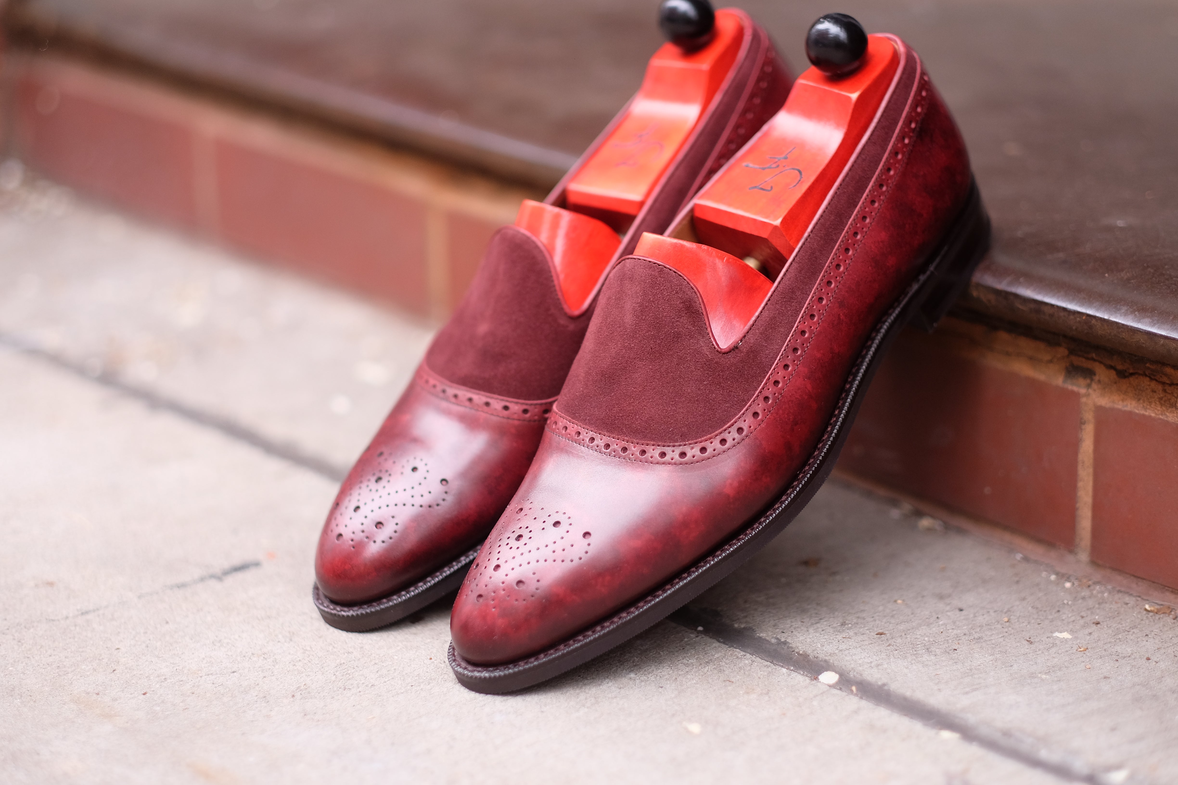 Bothell - MTO - Burgundy Marble Patina / Burgundy Suede - Heart Medallion - TMG Last - City Rubber Sole