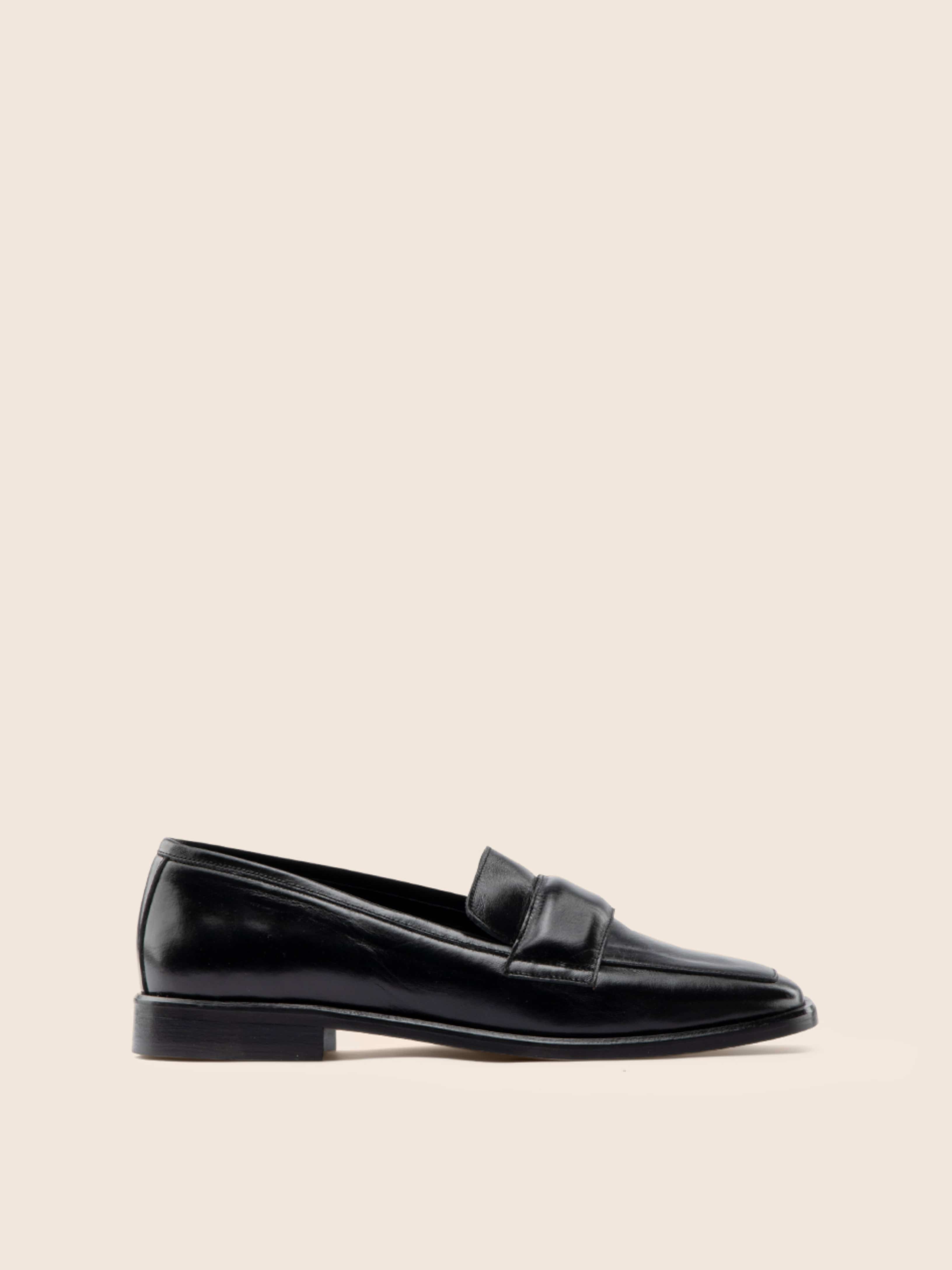 Sada Black Loafer